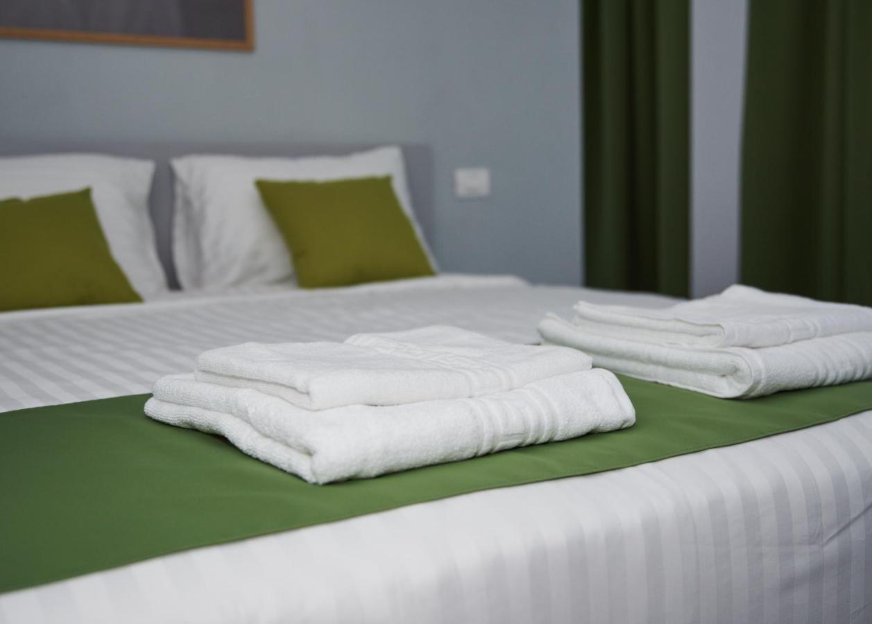 Astra Hotel คาลิมาเนช ภายนอก รูปภาพ