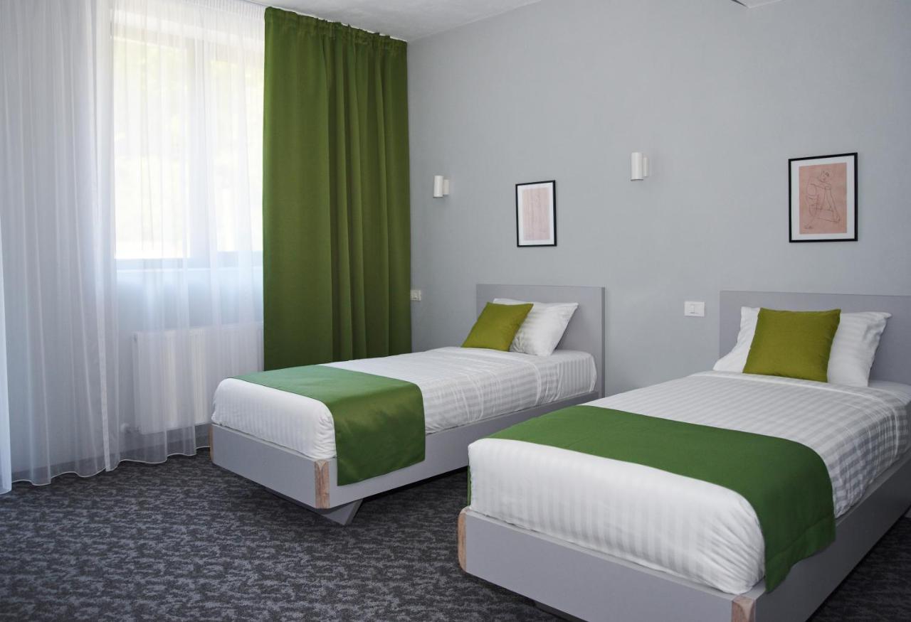 Astra Hotel คาลิมาเนช ภายนอก รูปภาพ